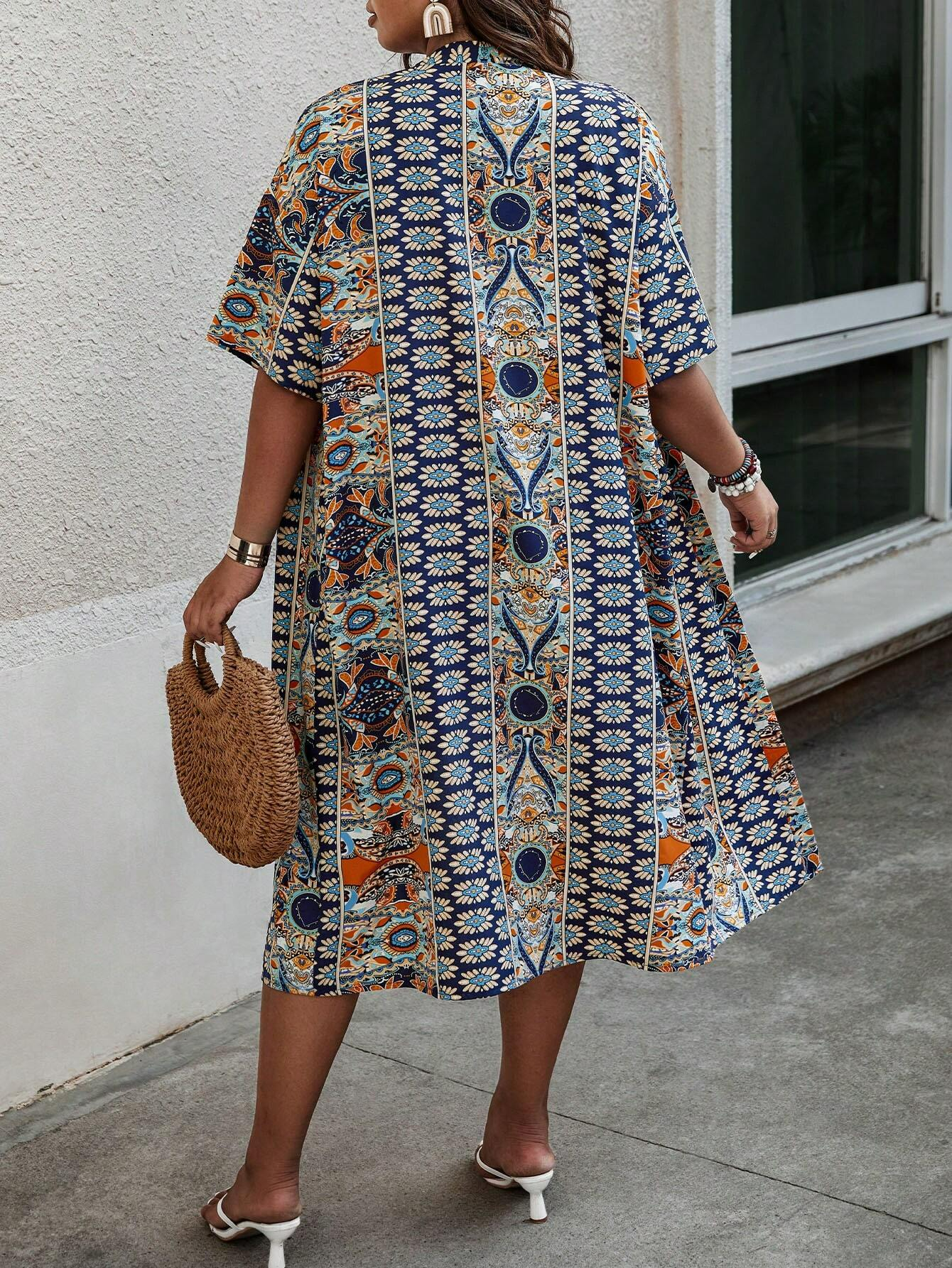 Plus Size All Over Print Kimono Robe and Shorts Set